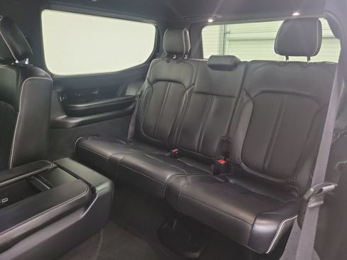 Used 2024 Jeep Grand Wagoneer Series II Obsidian w/ Quick Order Packagew 28T AWD/4WD image 15