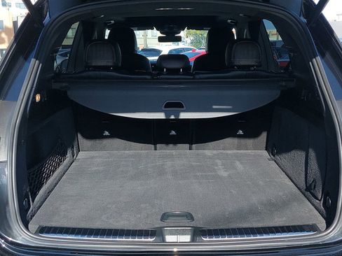 Used 2023 Mercedes-Benz GLE 350 w/ Premium Package image 12