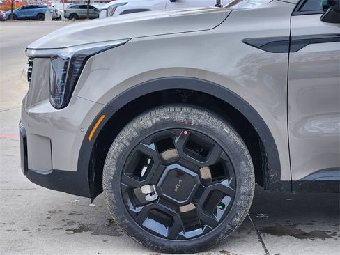 New 2026 Kia Sorento SX image 5