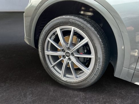 Used 2022 Audi SQ5 Premium Plus w/ Premium Plus Package image 9