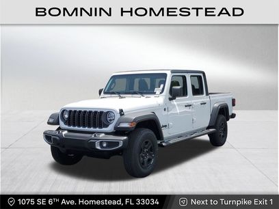 Used 2025 Jeep Gladiator Sport