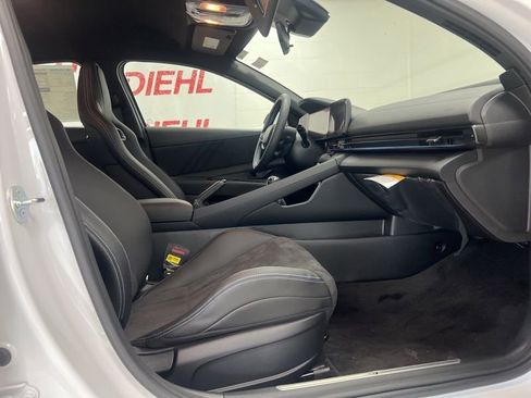 New 2026 Hyundai Elantra N FWD image 13