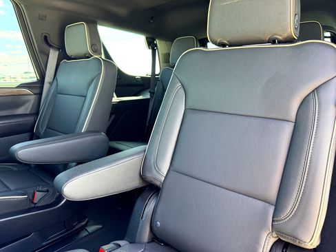 Used 2024 Chevrolet Tahoe Premier image 18