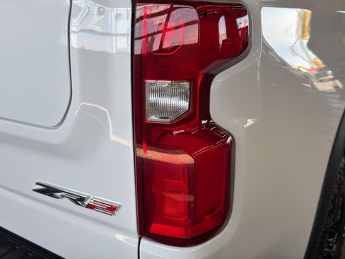 New 2026 Chevrolet Silverado 1500 ZR2 AWD/4WD image 7
