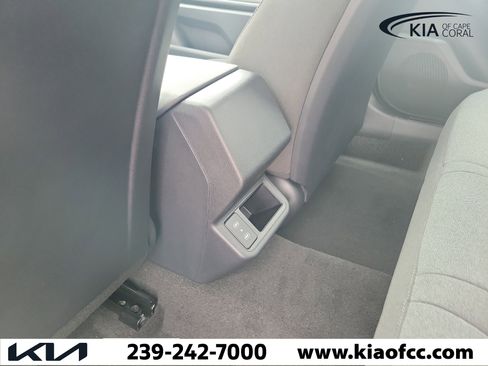 New 2026 Kia K4 FWD image 15