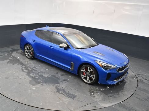 Used 2019 Kia Stinger GT2 image 33