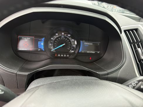 Used 2022 Ford Edge SEL w/ Convenience Package AWD/4WD image 19