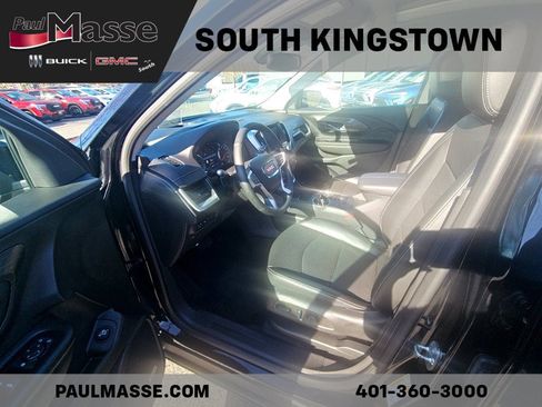 Used 2023 GMC Terrain SLT w/ Infotainment Package II image 15