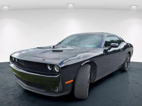 Used 2023 Dodge Challenger SXT w/ Blacktop Package RWD image 3