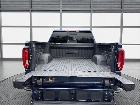 Used 2021 GMC Sierra 1500 SLT w/ SLT Premium Plus Package AWD/4WD image 12