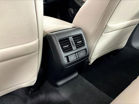 Used 2021 Honda Accord EX-L image 10