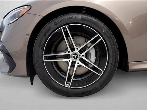 New 2026 Mercedes-Benz E 350 4MATIC Sedan image 9
