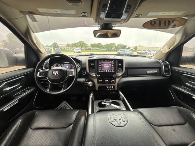 Used 2019 RAM 1500 Laramie AWD/4WD image 19