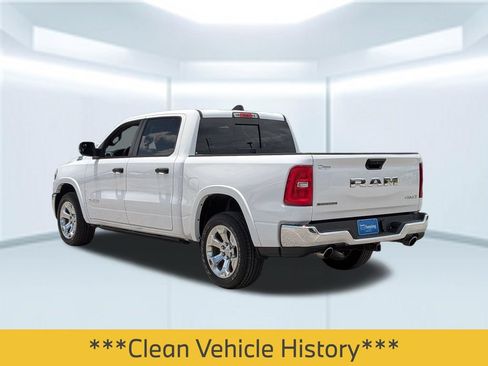 Used 2025 RAM 1500 Big Horn AWD/4WD image 4