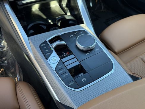 Used 2025 BMW 430i Coupe w/ M Sport Package image 26