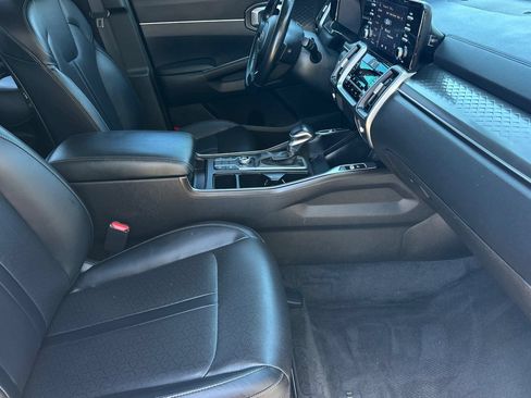 Used 2021 Kia Sorento S AWD/4WD image 16