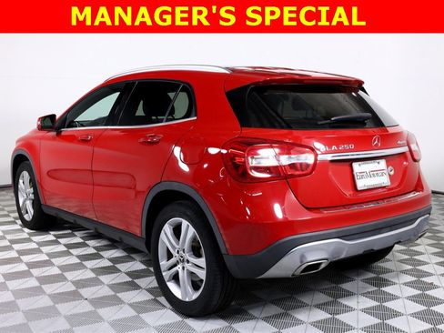 Used 2019 Mercedes-Benz GLA 250 4MATIC image 4