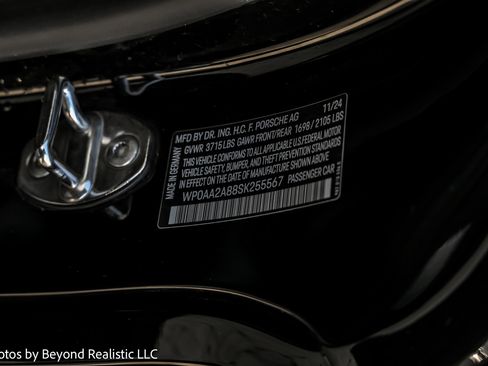 Used 2025 Porsche 718 Cayman image 49