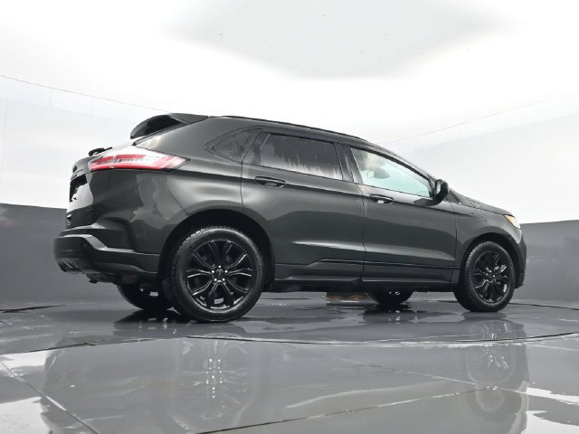 Used 2022 Ford Edge SE w/ Black Appearance Package AWD/4WD image 22