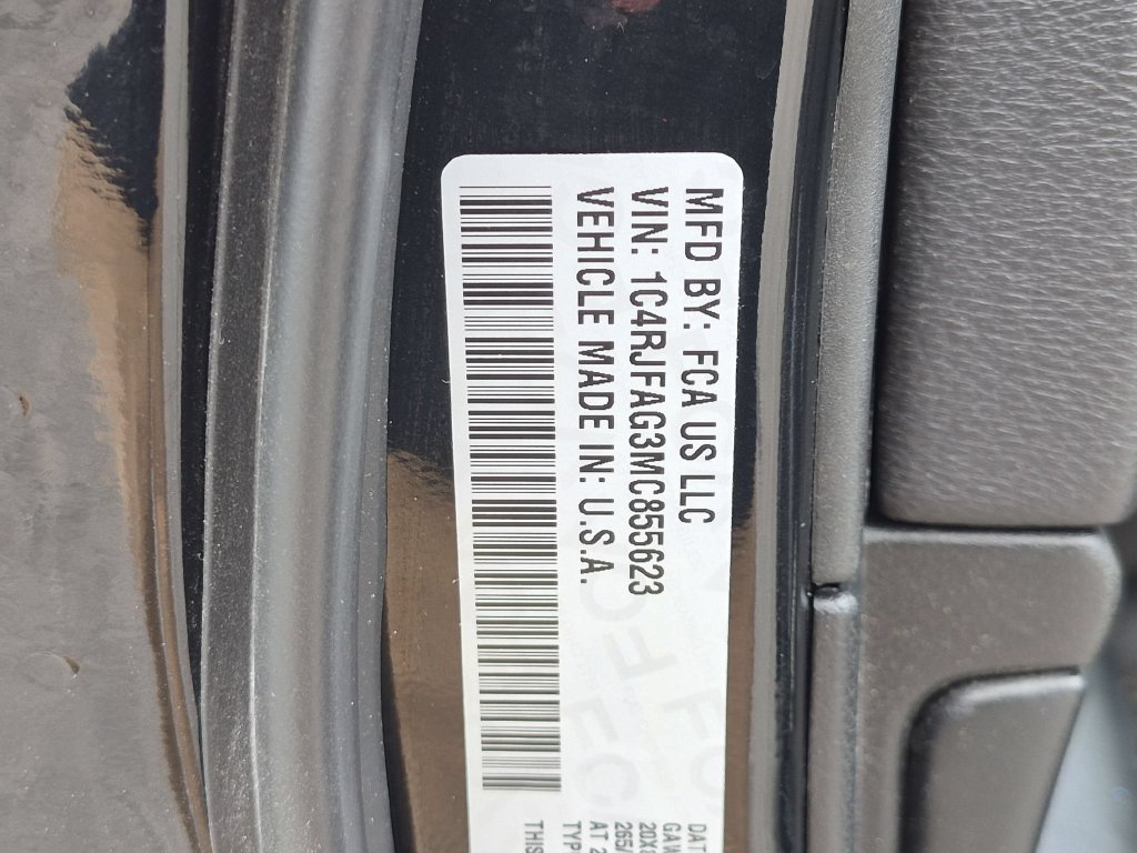 Certified 2021 Jeep Grand Cherokee Freedom Edition AWD/4WD image 28