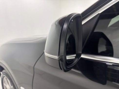 Certified 2023 BMW X4 xDrive30i w/ Convenience Package image 9