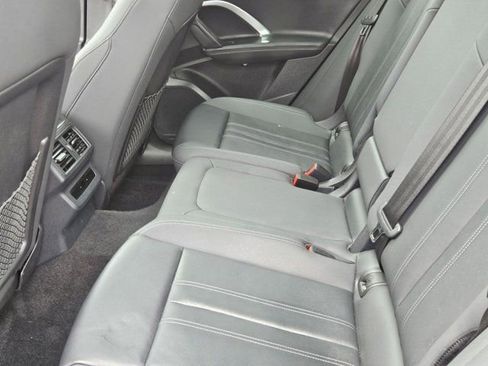 Used 2025 Audi Q5 Premium w/ Convenience Package AWD/4WD image 18