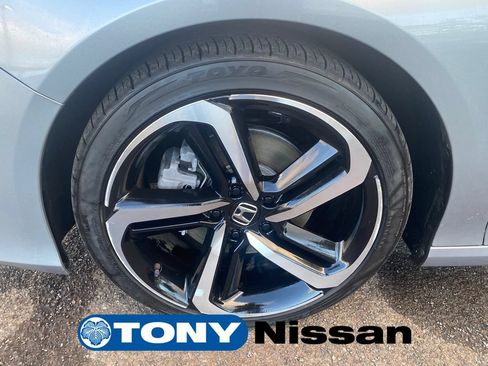 Used 2022 Honda Accord Sport image 10