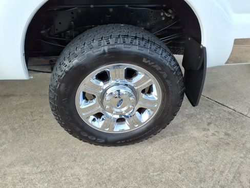 Used 2016 Ford F350 Lariat w/ Lariat Ultimate Package AWD/4WD image 6