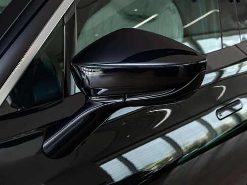 Used 2023 Aston Martin DBX AWD/4WD image 56
