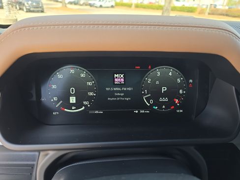 New 2026 Land Rover Defender 110 X-Dynamic SE image 18