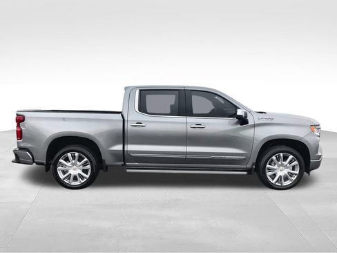 Used 2023 Chevrolet Silverado 1500 High Country AWD/4WD image 9