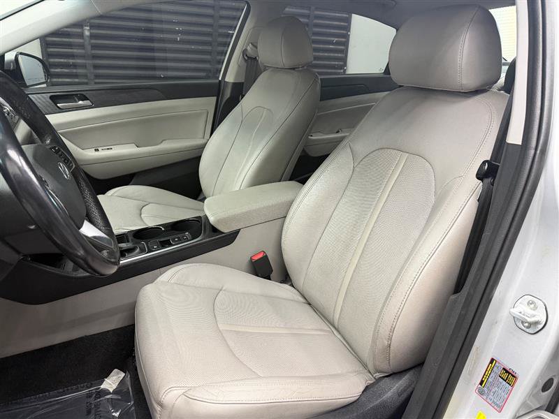 Used 2019 Hyundai Sonata Limited FWD image 10