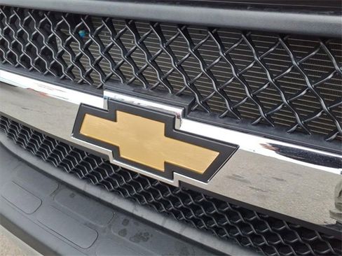 Certified 2023 Chevrolet Express 2500 w/ Driver Convenience Package image 20