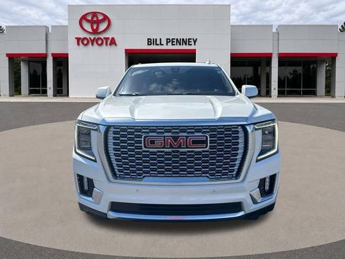 Used 2022 GMC Yukon XL Denali RWD image 8
