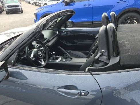 Used 2021 MAZDA MX-5 Miata Grand Touring image 25