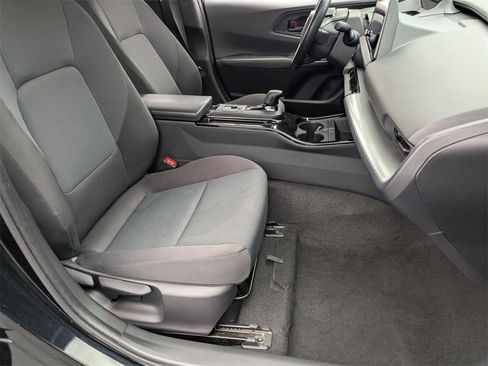 Used 2024 Toyota Prius LE image 28