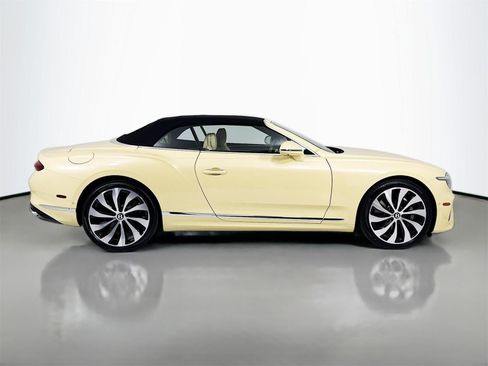 Used 2026 Bentley Continental GTC AWD/4WD image 5