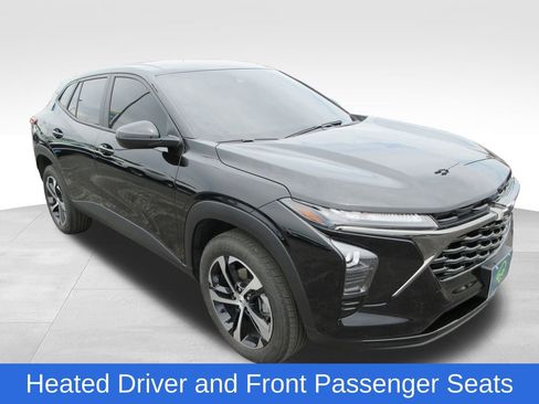 Certified 2025 Chevrolet Trax RS w/ Driver Confidence Package FWD image 8