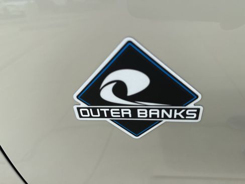 New 2025 Ford Bronco Sport Outer Banks image 8