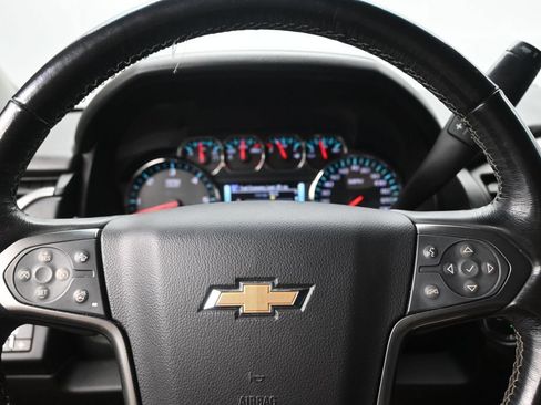 Used 2018 Chevrolet Suburban LT AWD/4WD image 13