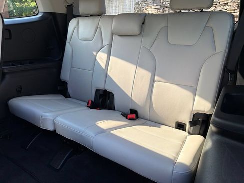 Used 2020 Kia Telluride S AWD/4WD image 27