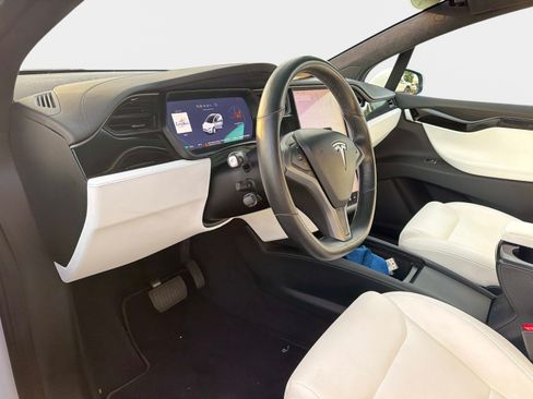 Used 2020 Tesla Model X Long Range AWD/4WD image 19