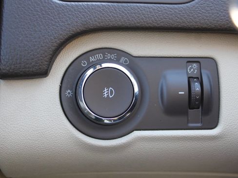 Used 2014 Buick Regal image 40