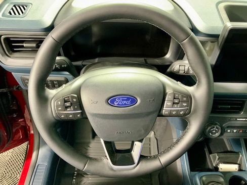 New 2026 Ford Maverick Lariat w/ Black Appearance Package image 24