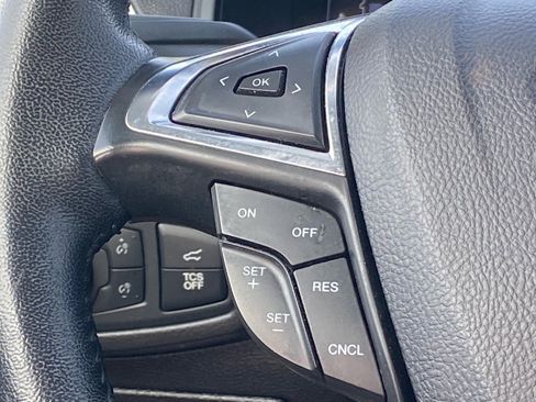 Certified 2022 Ford Edge SEL w/ Convenience Package image 8