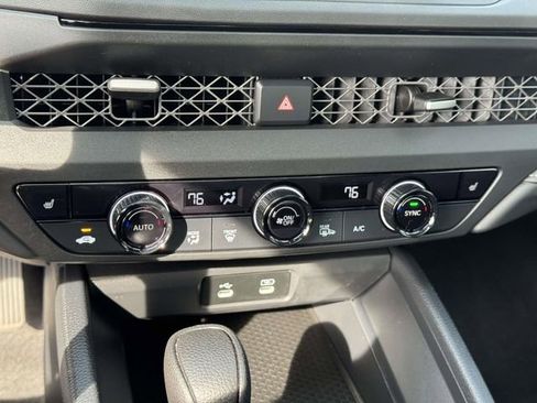 Certified 2023 Honda Accord EX image 28