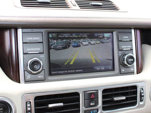 Used 2012 Land Rover Range Rover HSE LUX w/ Luxury Interior Pkg image 17