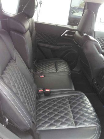 Used 2024 Mitsubishi Outlander SEL AWD/4WD image 6
