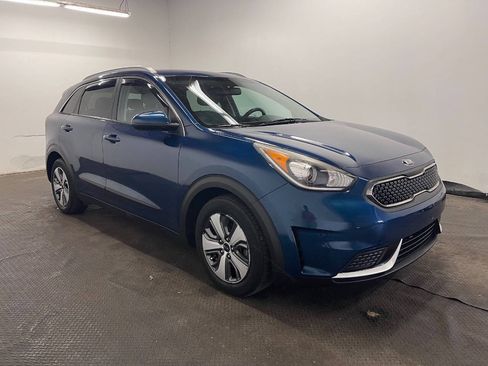 Used 2018 Kia Niro LX FWD image 3