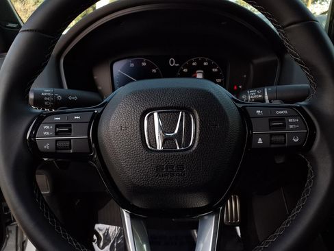 Used 2025 Honda Civic Sport image 11